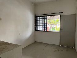 Yio Chu Kang Road (D19), Shop House #562145501